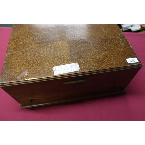 992 - Early 20th C shooting tabletop accessories box with  