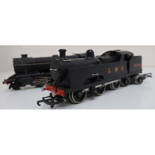 29 - Kit built 064 LMS locomotive 2019 and another LNER 280 locomotive with tender