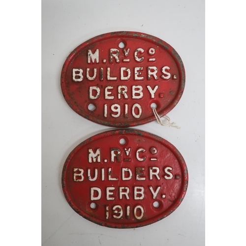 129 - Two M Midland railway oval wagon plates, M. RvCo Builders Derby 1910 (13cm x 10cm) (2)