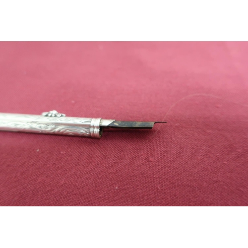 18 - Unmarked silver Edwardian toothpick and pen push, with engraved decoration (length 8cm)