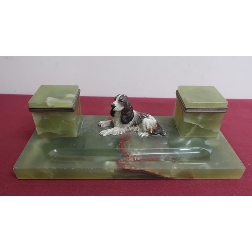 67 - 20th C green polished rectangular green onyx ink stand, two square wells with hinged lids, central s... 