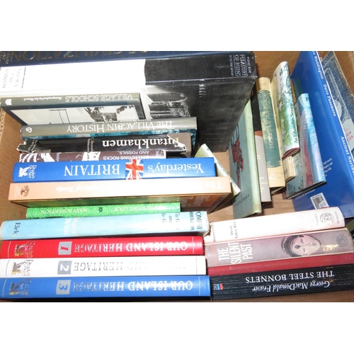 421 - Books: history and religion, etc (4 boxes)