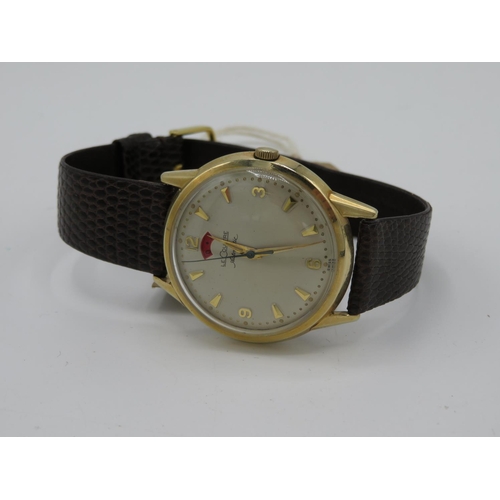 530 - Le Coultre Powermatic bumper automatic wristwatch. 10ct gold filled bezel and stainless back. Case b... 