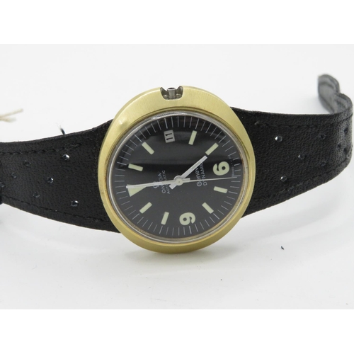 541 - Omega Geneve Dynamic automatic wristwatch with date.  Gold plated case on rally style leather strap.... 