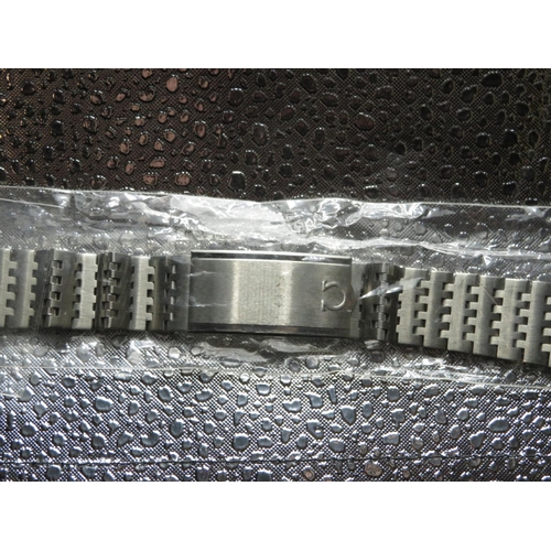 555 - Omega 18mm stainless steel bracelet stamped and numbered ST.1286.249.1.