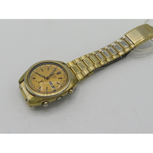 592 - Seiko automatic chronograph with day date. Gold plated case on gold plated bracelet. Case back stamp... 