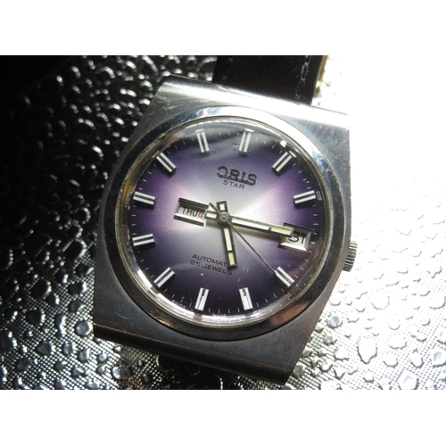 603 - Oris Star automatic wristwatch with day date. Stainless steel case on leather strap, case back stamp... 