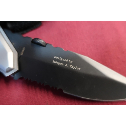 229 - As new ex shop stock Smith and Wesson extreme ops pouch knife with 4