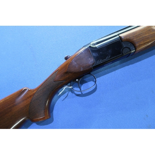 617 - Franchi 12 bore over and under ejector shotgun with 27 inch barrels, single trigger action, choke fu... 