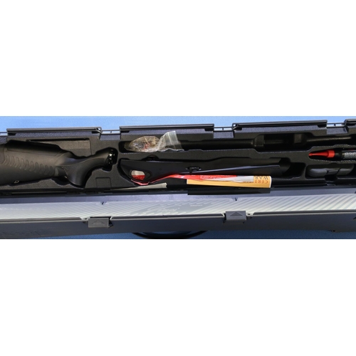 612 - Brand new cased Benelli Vinci 12 bore semi auto shotgun with 30 inch barrel, serial no. CG03673Z (sh... 