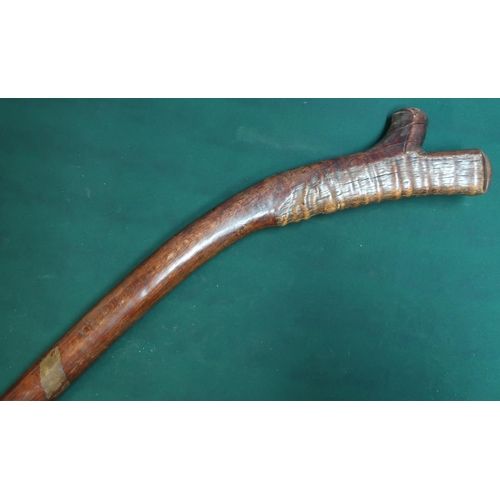 128 - Fijian type carved heavy hard wood club, with shaped head (overall length approx 112cm)