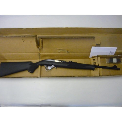 560 - Boxed new ex-shop stock Magtech Model 70/22 .22 semi-auto rifle, serial no. EC1146035 (section 1 cer... 