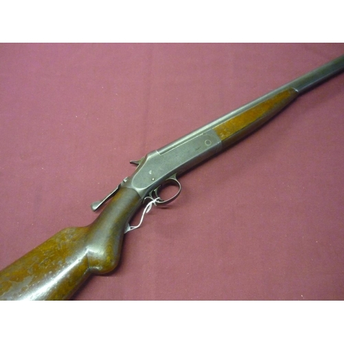 733 - Harrington & Richardson 12 bore single barrel shotgun with 32 inch barrel, serial no. A94687 (shotgu... 