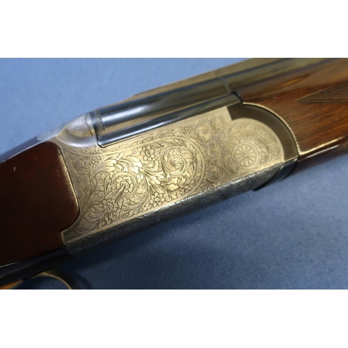 639 - Medallist 12B over and under ejector shotgun with 28 inch barrels, with raised top vented rib and ce... 