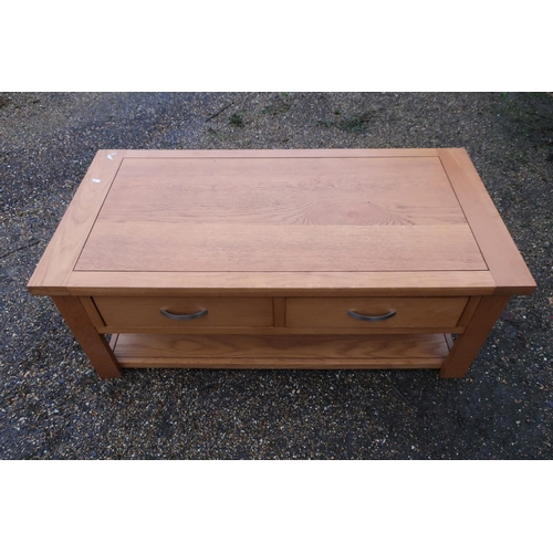 113 - Quality modern oak two tier rectangular coffee table with two drawers W120cm D60cm H47cm