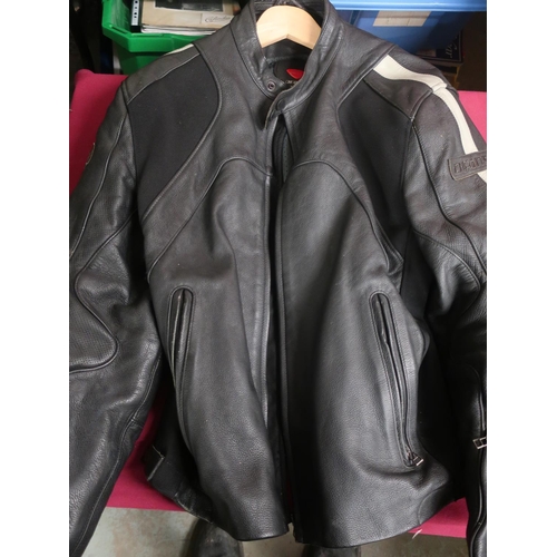 421 - Dainese XGE leather motor cycle jacket, pair of Dainese black leather motorcycle trousers and an Oxf... 