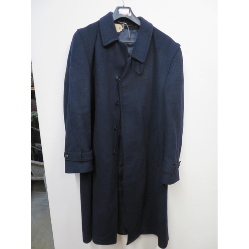 464 - Austrian 'Hucclecote' 95% wool black 3/4 length single breasted over coat