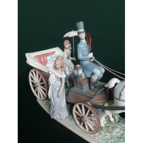 9 - Lladro figurine 1521“The Landau Carriage”, H30cm L55cm.