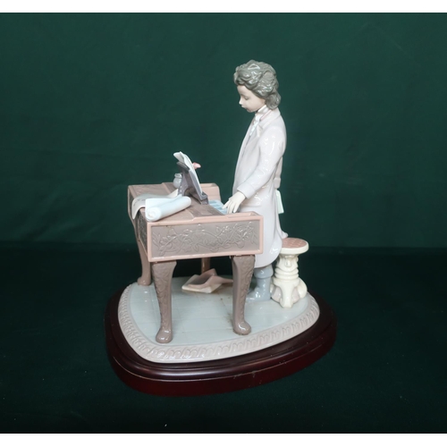 19 - Lladro figurine 1815 “Young Beethoven”, Limited Edition Number 1358/2500, in original box with Limit... 