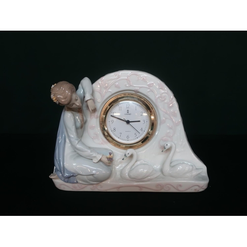 24 - Lladro Clock 5777 “Swan Clock” in original box, H18cm.