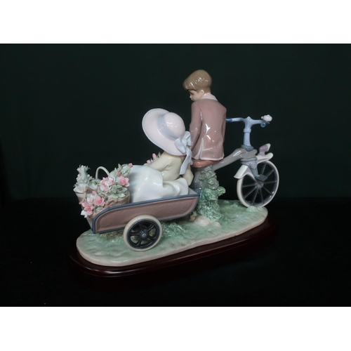 33 - Lladro figurine 5958 “Country Ride” in original box. H27cm, including base.