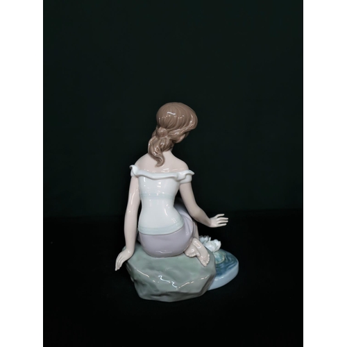 64 - Lladro Privilege figurine 7706 “Reflections Of Helena” in original box, H17cm.