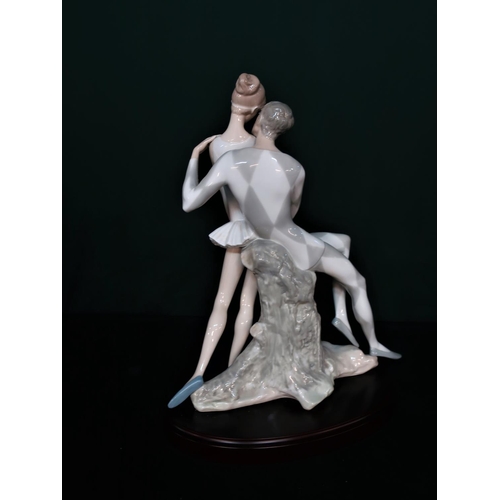 72 - Lladro figurine 1017 “Idyl” including base, H36cm.