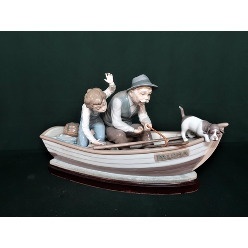 Lladro figurine 5215 “Fishing With Gramps”. L39cm, including base.