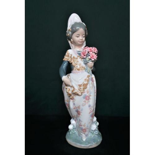 90 - Lladro figurine 1304 