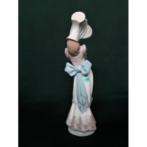 109 - Lladro figurine 8022 “Little Lady” in original box, H21cm Lladro figurine 7618 “Garden Song” in orig... 