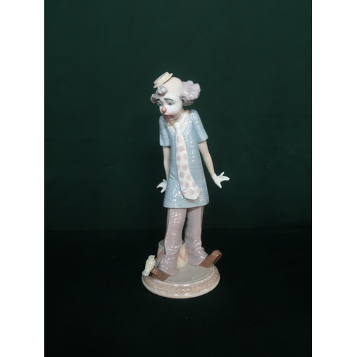 119 - Lladro figurine 6916 “Circus Days” in original box, H24cm.