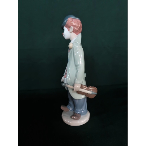 120 - Lladro figurine 5472 “Circus Sam” in original box, H22cm.