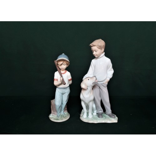 41 - Lladro figurine 6902 “Mi Loyal Friend” in original box, H25cm and Lladro figurine 7610 “Can I Play” ... 