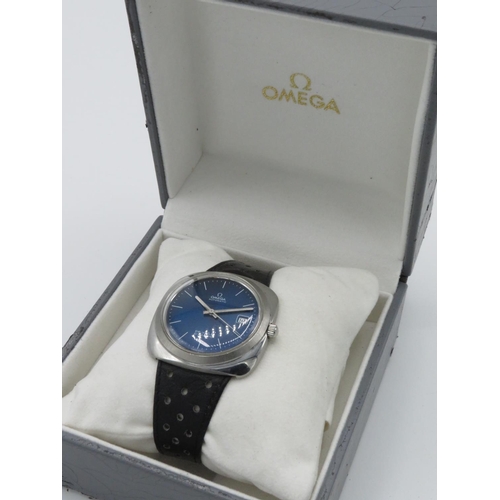 142 - Omega De Ville Dynamic automatic wristwatch with date. Stainless steel case on leather rally strap m... 