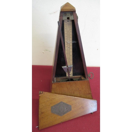 104 - Early 20th C French walnut cased metronome