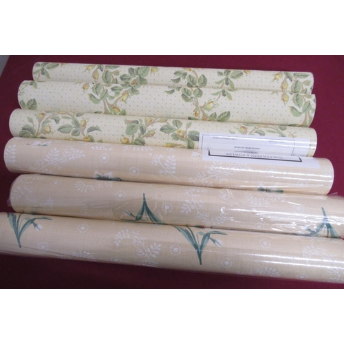 33 - Nine rolls of Colefax & Fowler The Chintz wallpaper collection Victoria wallpaper and three rolls of... 