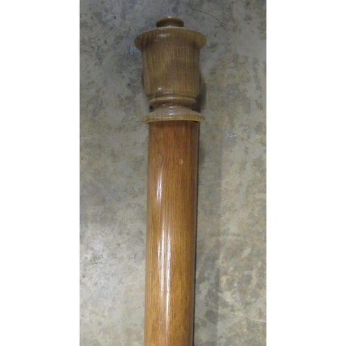 51 - Pine curtain pole with turned golden oak ends W333cm
