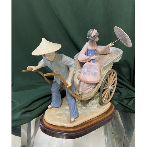 10A - Lladro figurine 1383 “A Ride In China”. H28cm, including base.