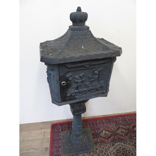 400 - Cast metal Victorian style pedestal letter box