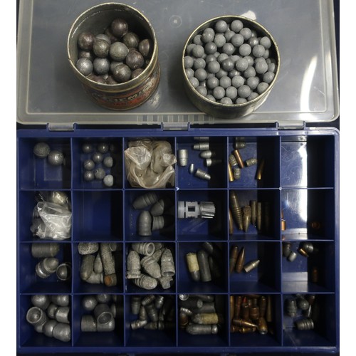 520 - Quantity of various cast metal and lead bullet heads, ball shot etc