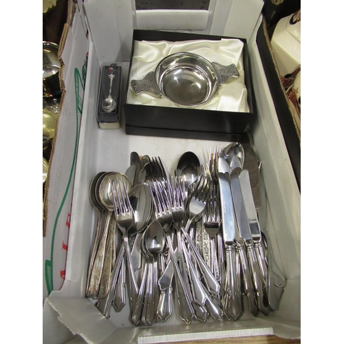 108 - Large selection of silver plated ware incl. cased cutlery sets, salt and pepper pots, tray, goblets ... 