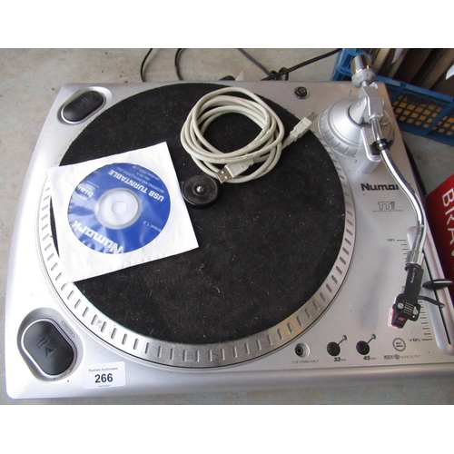 266 - Numark TT professional USB turntable