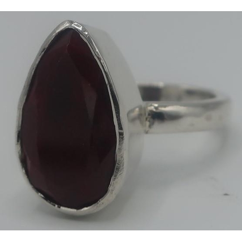 449 - 925 silver ruby gemstone ring with 8ct sapphire