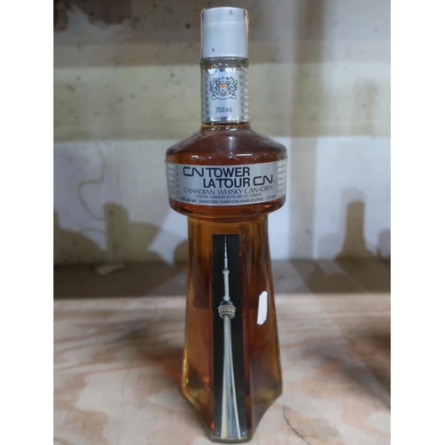 142 - CN Tower La tour Canadian Whisky 1980, 750ml 40%vol, 1btl