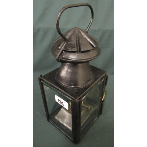 126 - LNER general purpose hand lamp