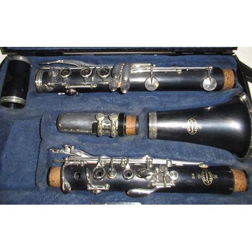 97 - Cased Buffet Crampon & Co Paris B12 clarinet