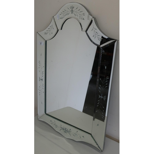 256 - Venetian style arched wall mirror, with etched detail W51cm x H79cm)