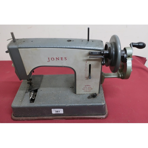 381 - Jones consort hand sewing machine