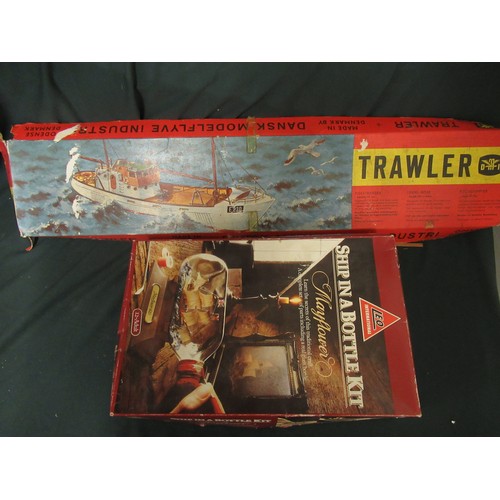 280 - Dansk model wooden trawler kit, boxed, and a Leo International ship in a bottle kit the Mayflower