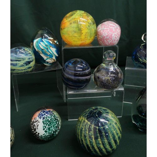 75 - Collection of multicoloured glass paperweights in various styles including Wedgwood and M'dina (13)